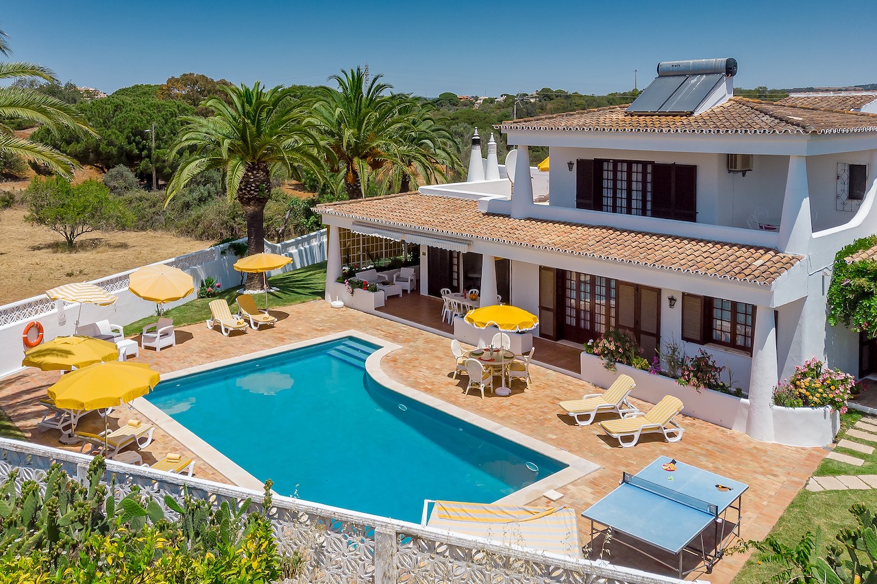 Villa Alexandre - 4 Bedroom Villa in Branqueira, Albufeira