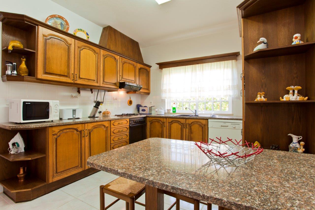 Villa Bonita - 5 Bedroom Villa in Praia da Gale