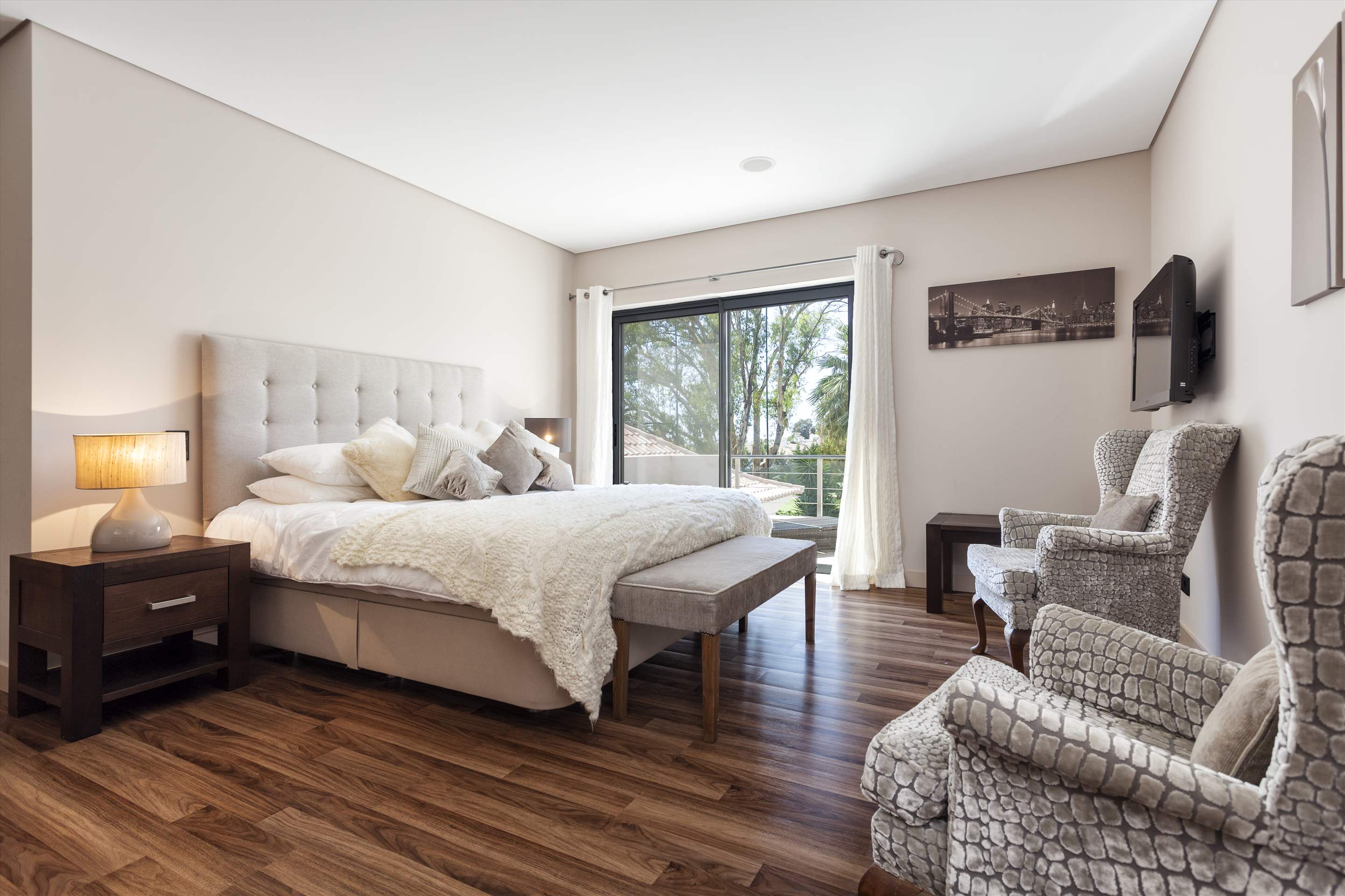 Villa Catia - 5 Bedroom Villa in Vale do Lobo