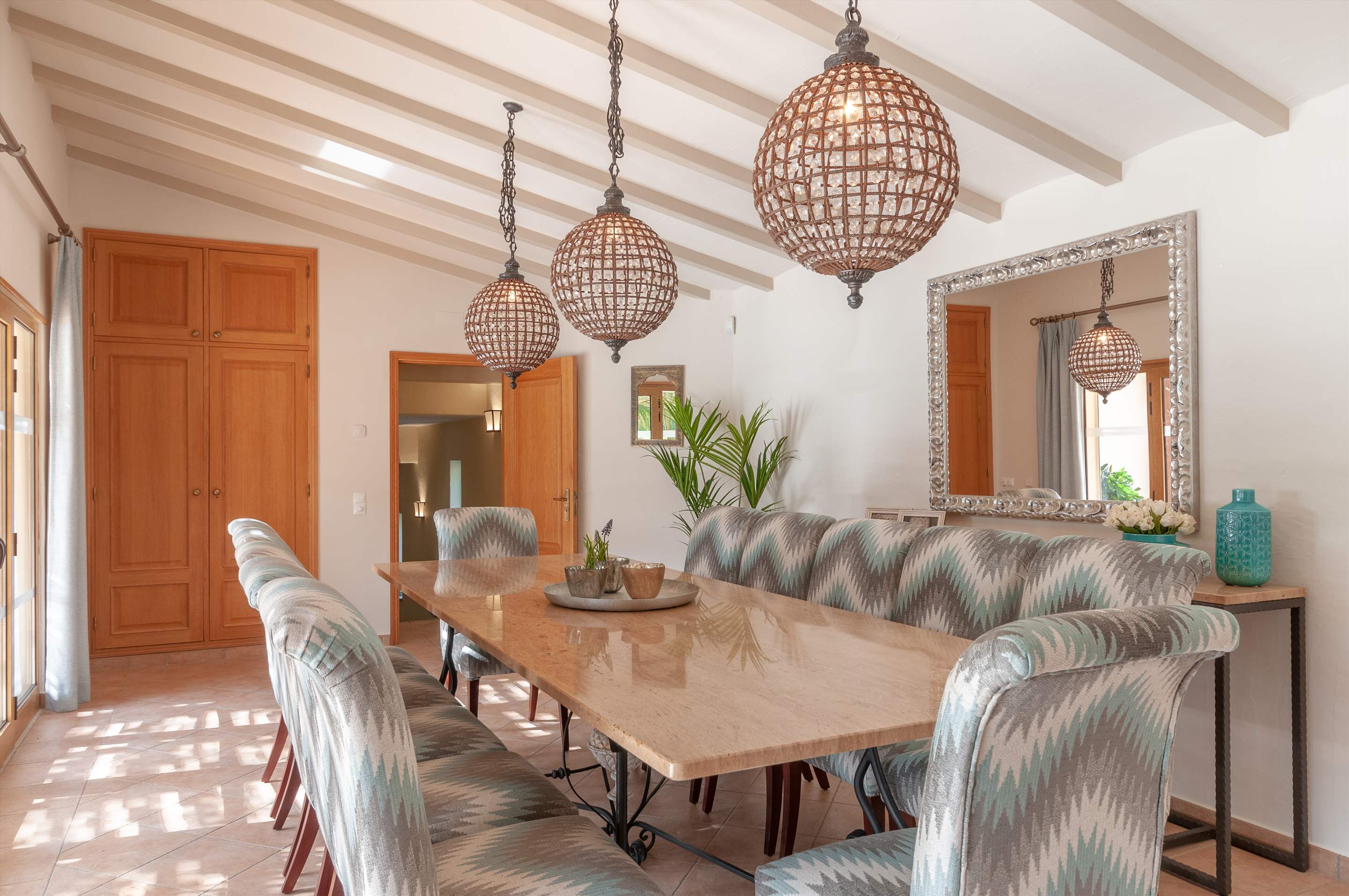 Villa Dulcina - 5 Bedroom Villa in Vale do Lobo