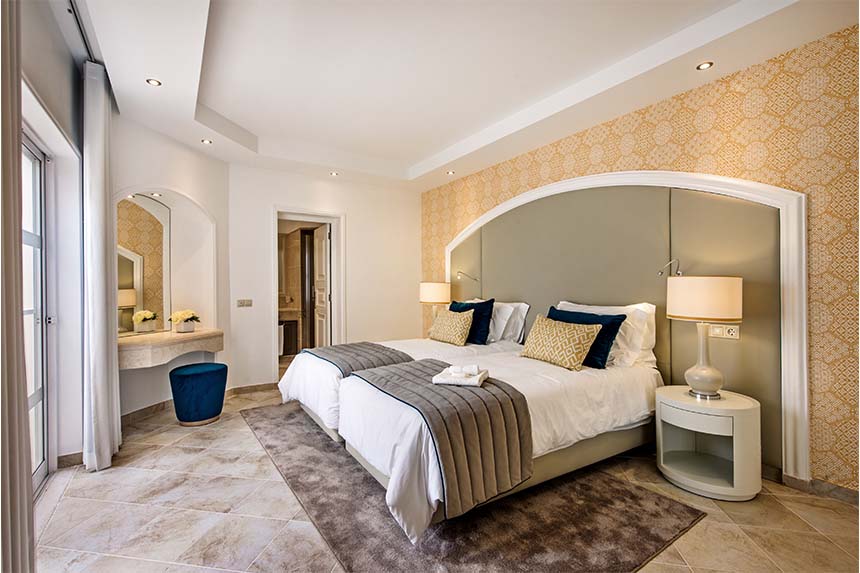 Four Seasons Fairways - 2 Bedroom Apartment with Jacuzzi
