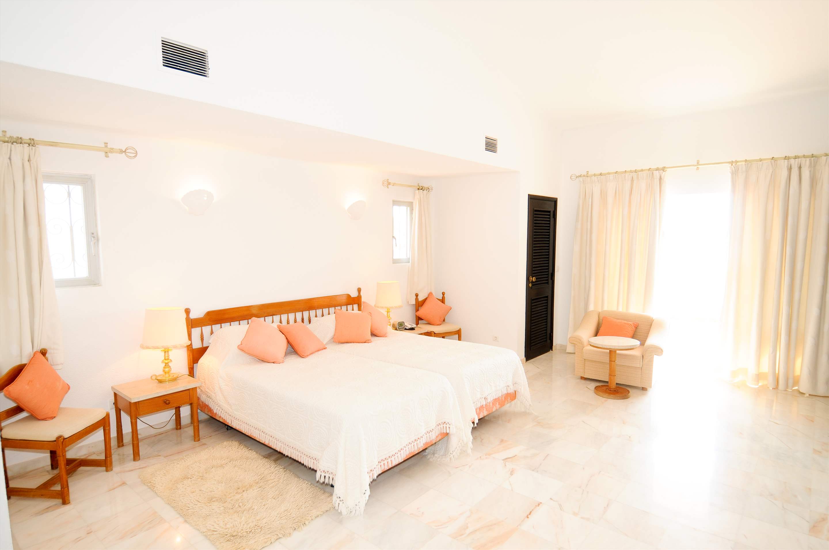 Villa VDL761 - 3 Bedroom Villa in Vale do Lobo